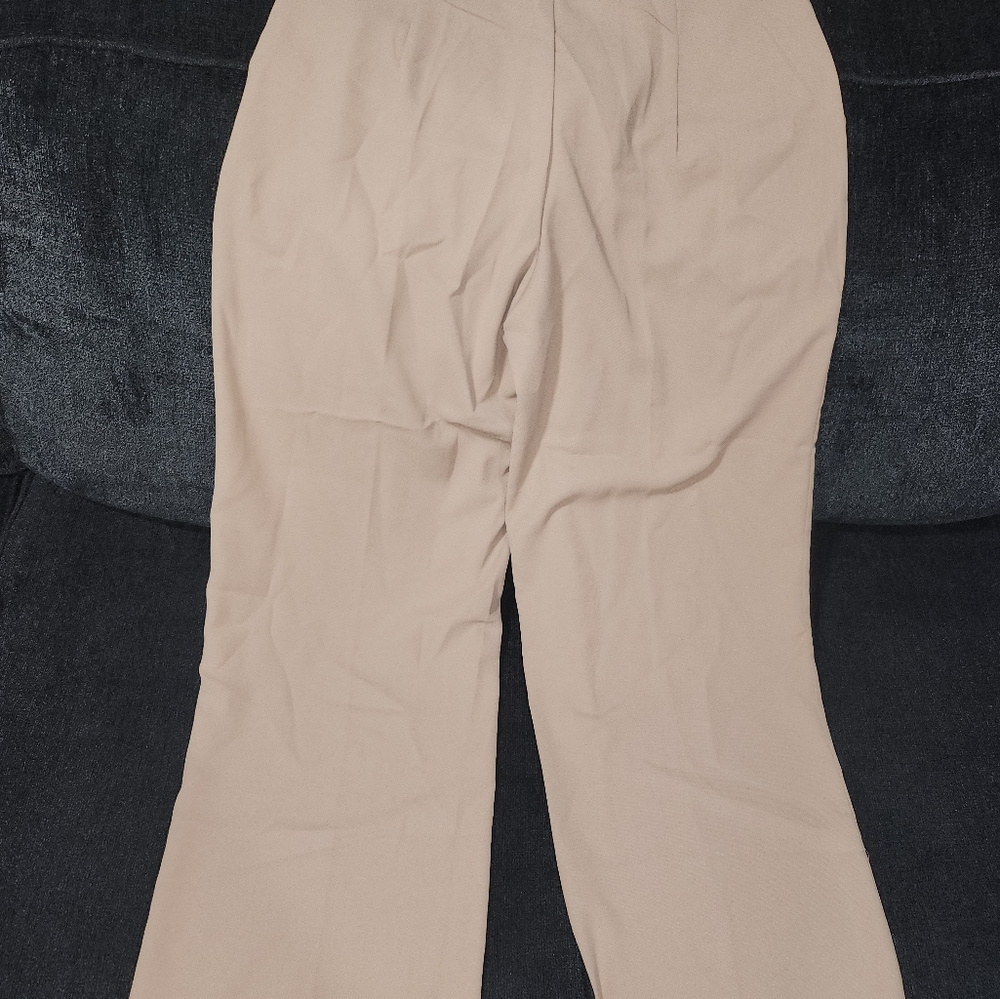 Pants - Picture 2 of 5